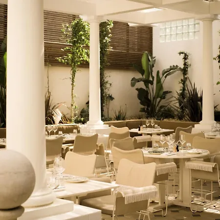 Lilou 4* イエール