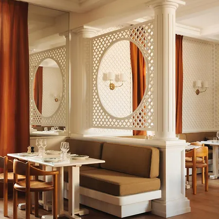 Lilou 4* イエール