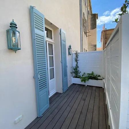 Lilou 4* イエール