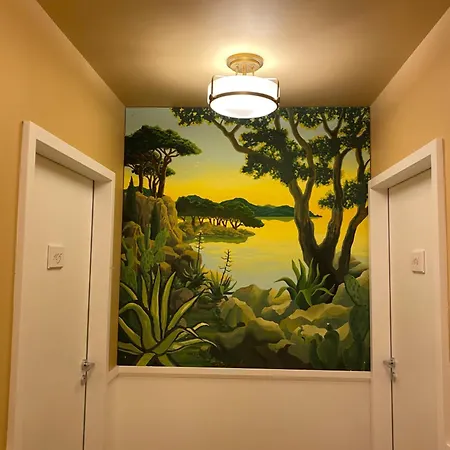 Lilou Hotel
