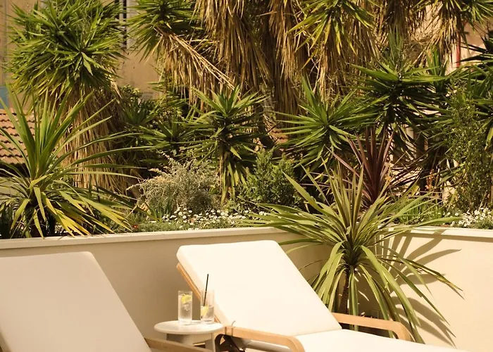 Hotel Lilou Hyères