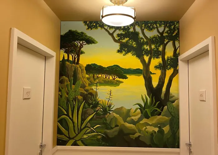 Lilou Hotel